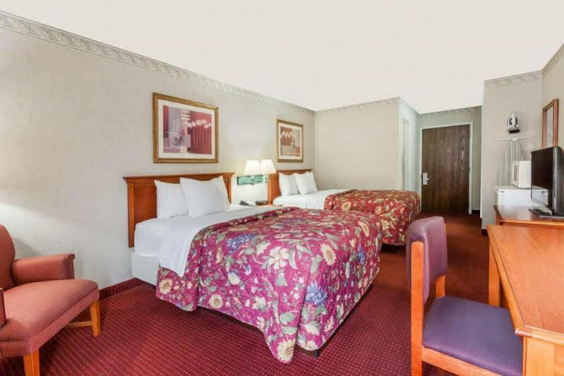 Red Roof Inn Martinsburg Luaran gambar